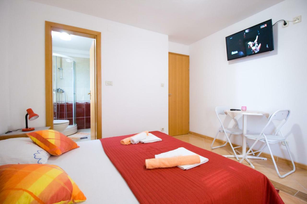 Apartmani Diki Makarska Kültér fotó